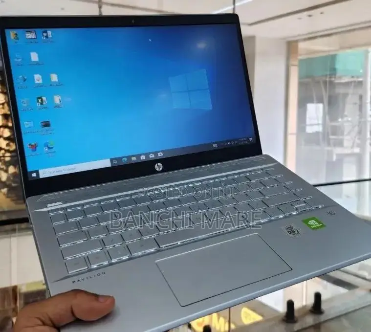 New Laptop HP Pavilion 14 16GB Intel Core i7 SSD 512GB