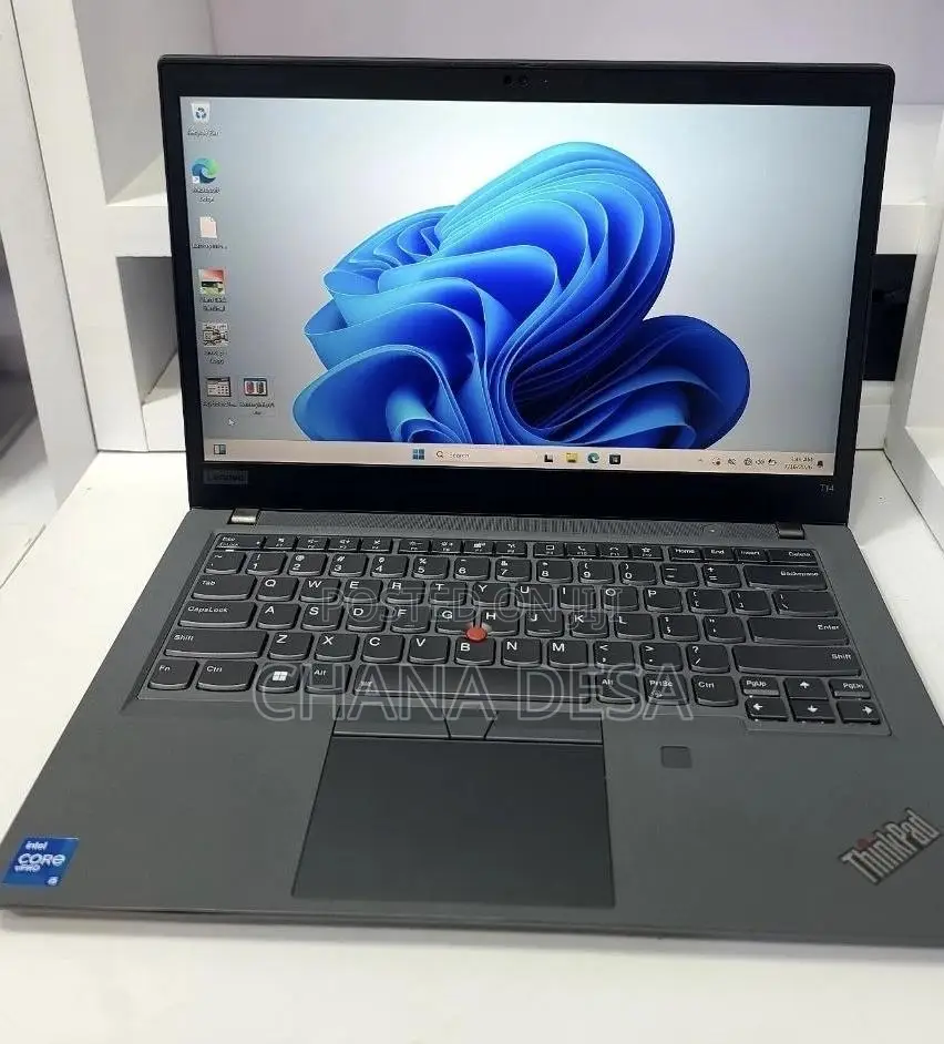 New Laptop Lenovo ThinkPad T14 16GB Intel Core i5 SSD 512GB