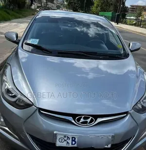 Hyundai Avante 2013