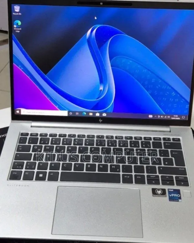 New Laptop HP EliteBook 840 G9 16GB Intel Core i7 SSD 512GB