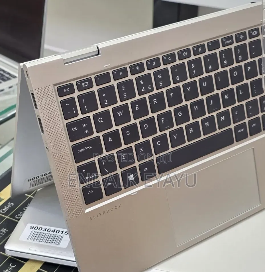 New Laptop HP EliteBook 830 G8 16GB Intel Core i5 SSD 512GB