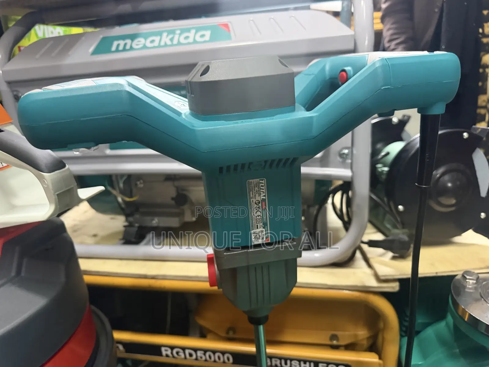 TOTAL 20V Li-Ion Cordless Paint and Mortar Mixer (TMXLI2001)