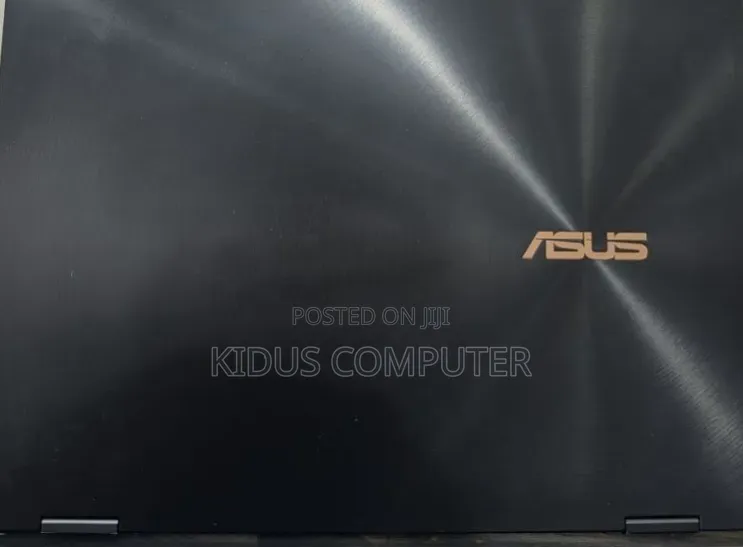 New Laptop Asus Zenbook 14 16GB Intel Core i7 SSD 512GB