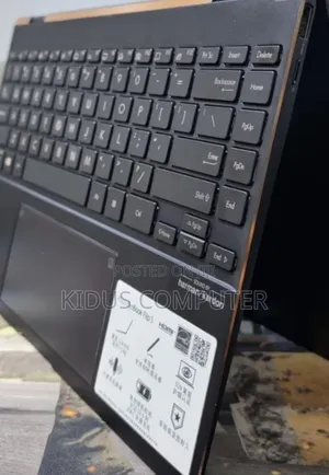 New Laptop Asus Zenbook 14 16GB Intel Core i7 SSD 512GB
