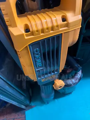 INGCO 1700W Electric Demolition Breaker (Model: PDB170068)