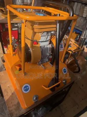 Robin RBC-90 Gasoline Plate Compactor