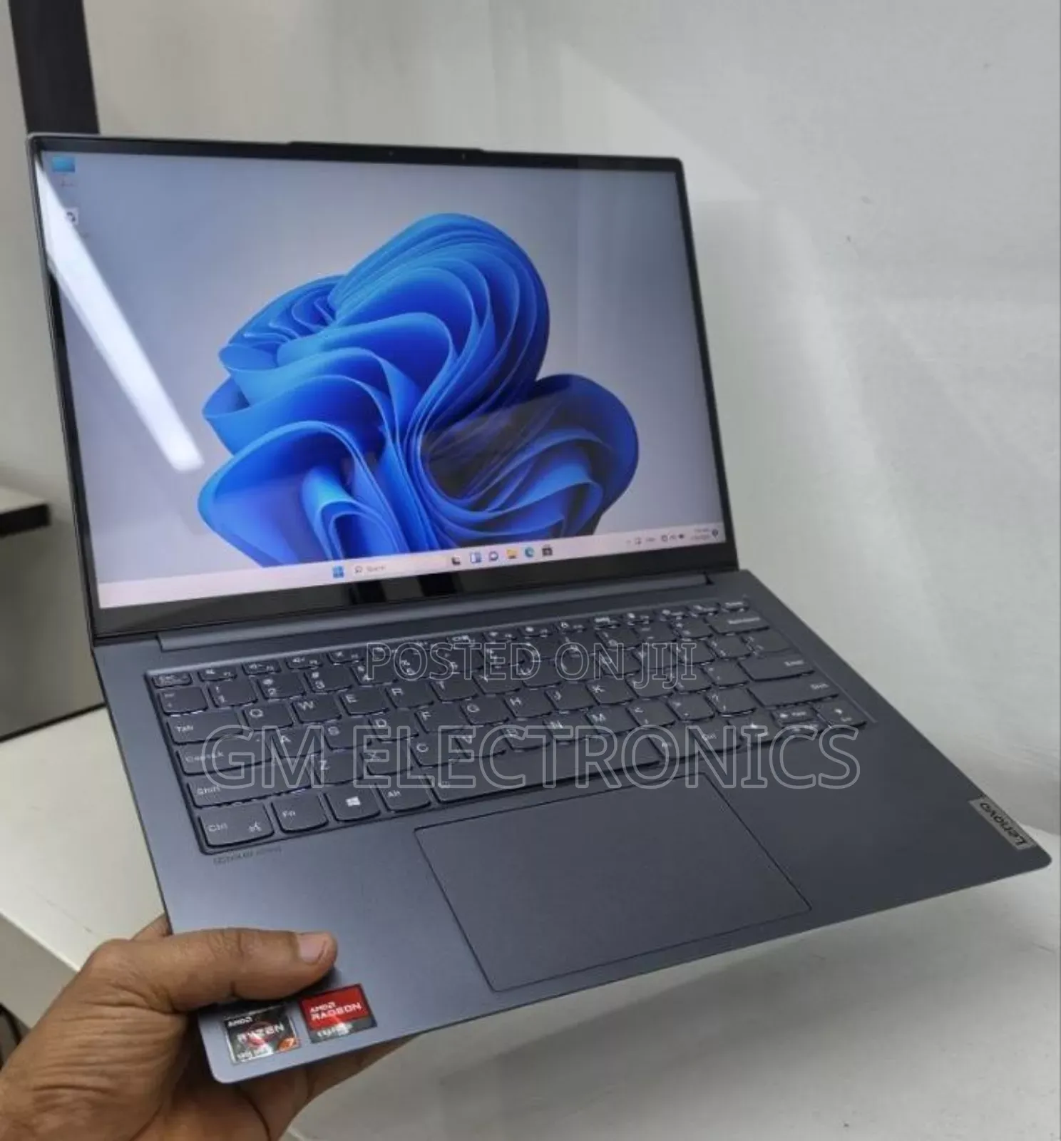 New Laptop Lenovo ThinkPad Yoga 16GB AMD Ryzen 7 SSD 512GB