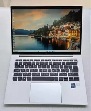New Laptop HP EliteBook 830 G9 16GB Intel Core i5 SSD 512GB