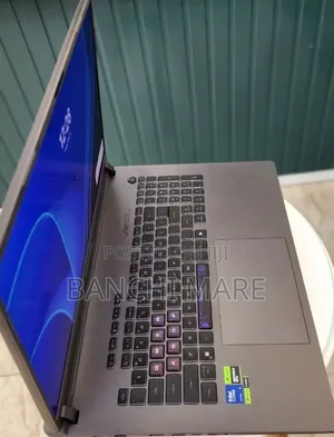 New Laptop Asus ROG Strix G18 32GB Intel Core Ultra 9 SSD 2T