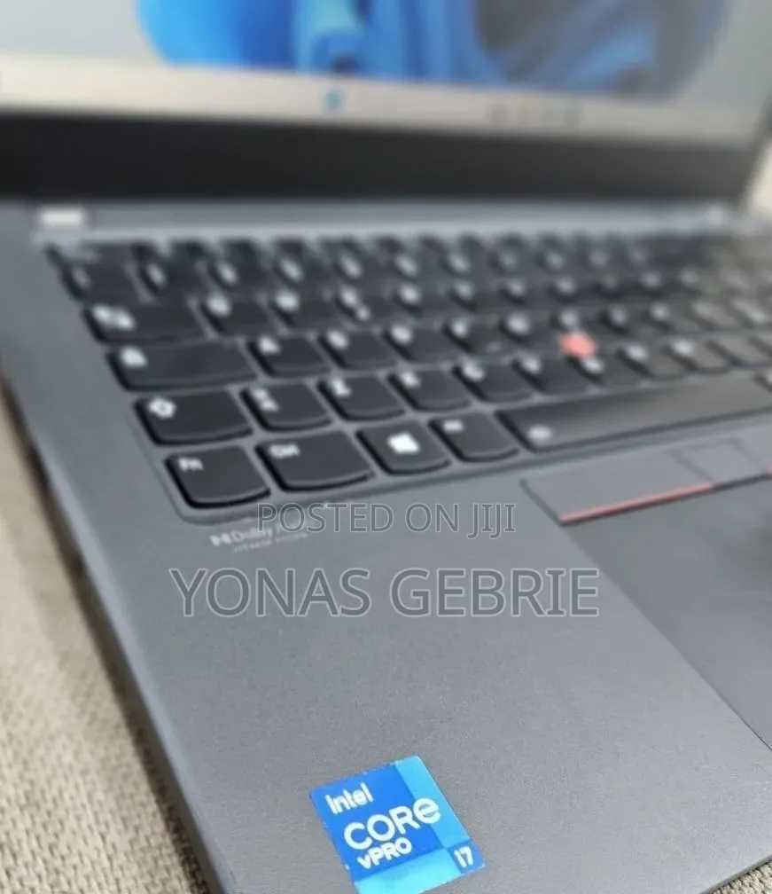 New Laptop Lenovo 16GB Intel Core i7 SSD 512GB