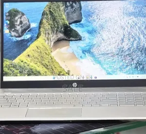 New Laptop HP Pavilion 15 8GB Intel Core i5 SSD 512GB