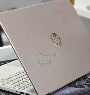 New Laptop HP Pavilion 15 8GB Intel Core i5 SSD 512GB