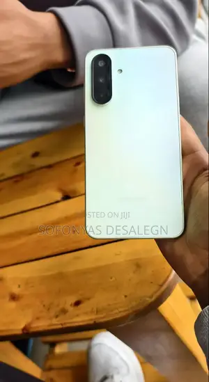 New Samsung Galaxy A36 256 GB