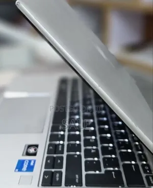 New Laptop HP EliteBook 840 G9 16GB Intel Core i5 SSD 512GB
