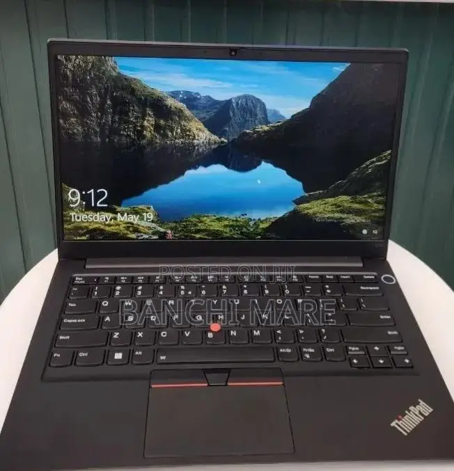 New Laptop Lenovo ThinkPad E14 Gen 4 16GB Intel Core i7 SSD 512GB