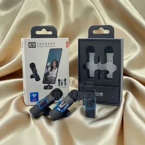 . Ultra-Light Dual Wireless Lavalier Mic