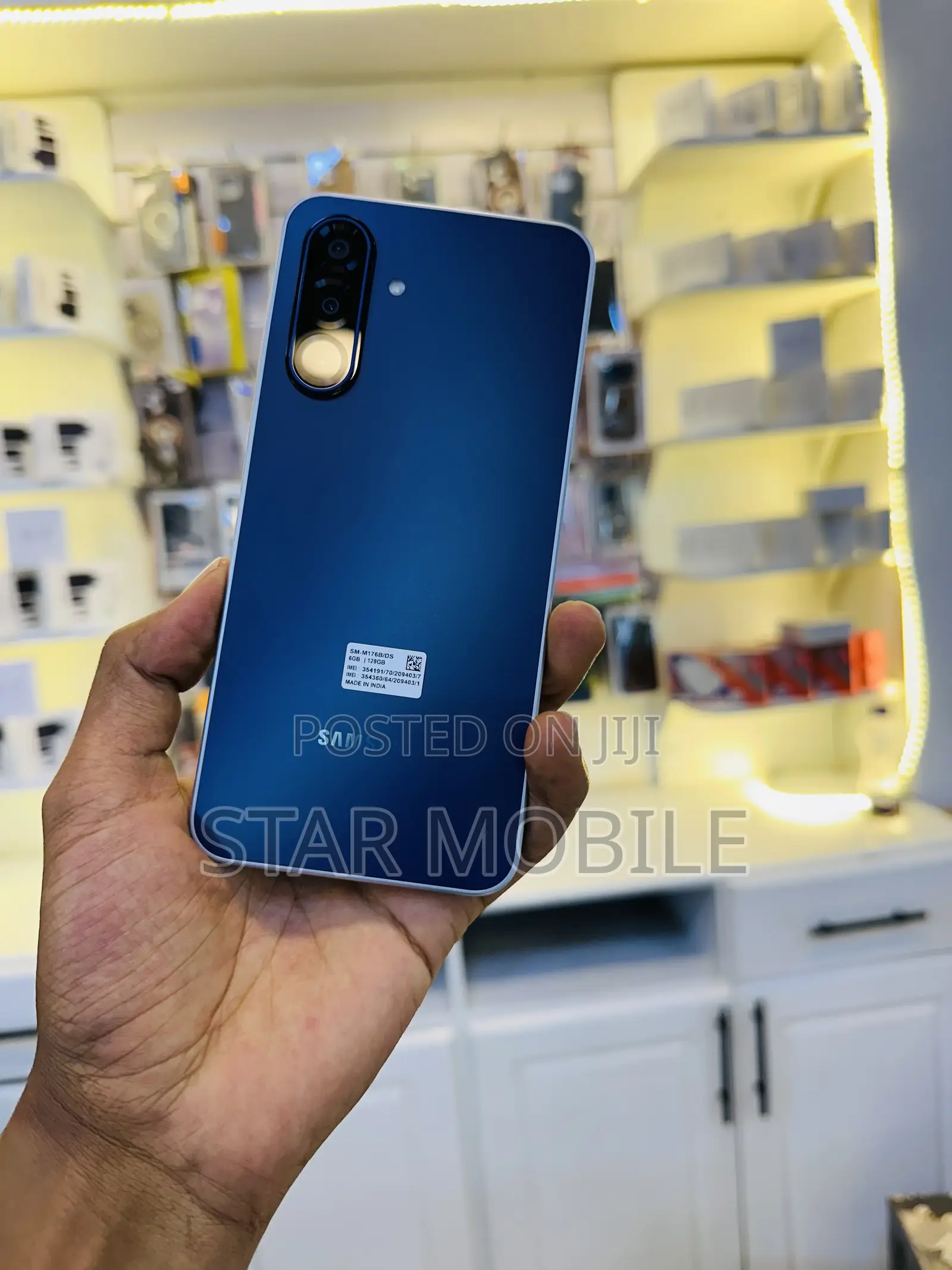 New Samsung Galaxy M17 5G 128 GB Blue