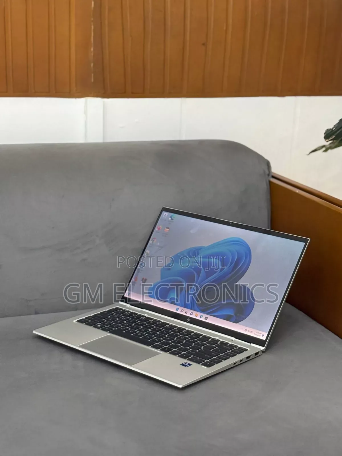 New Laptop HP EliteBook 1040 G8 32GB Intel Core i7 SSD 512GB