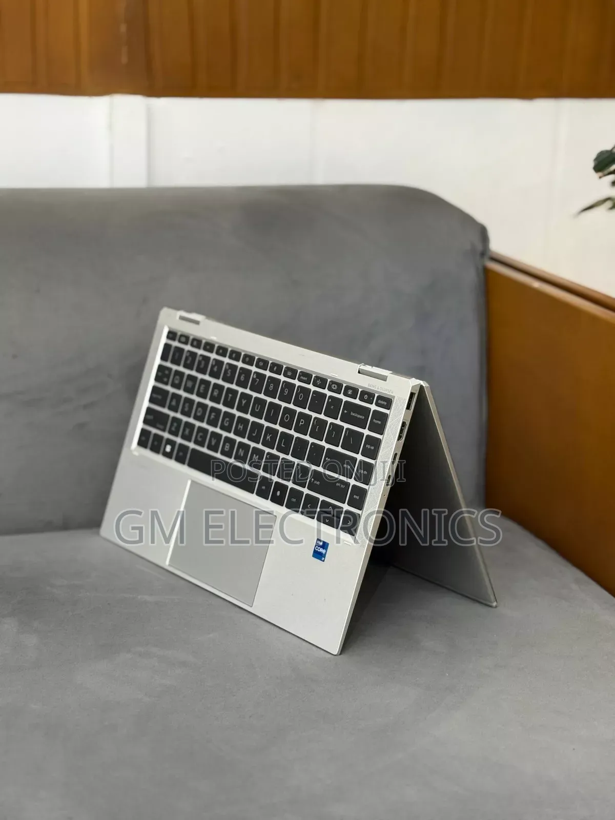 New Laptop HP EliteBook 1040 G8 32GB Intel Core i7 SSD 512GB