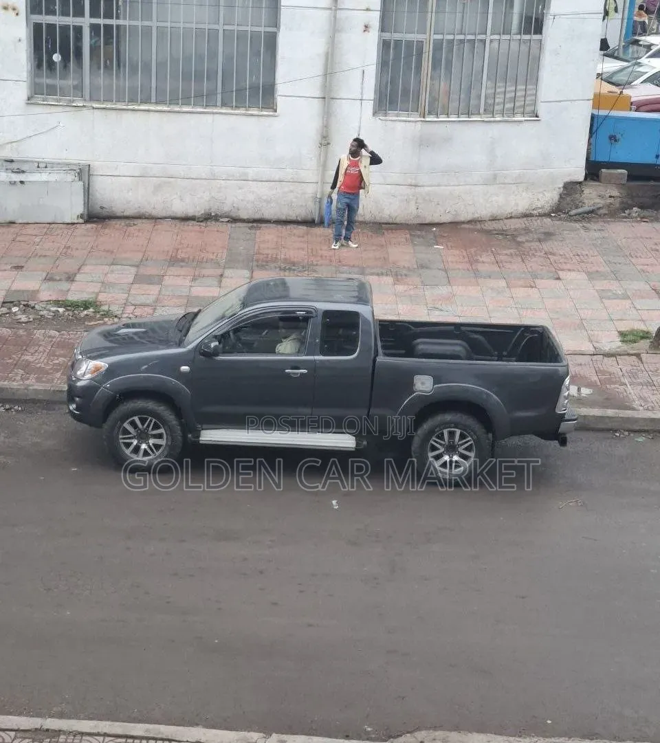 Toyota Hilux 2008 Black