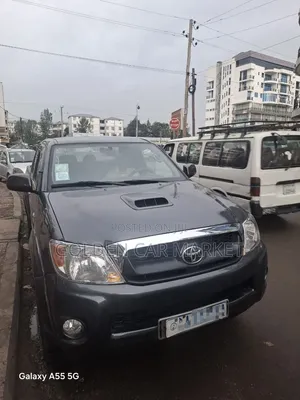 Toyota Hilux 2008 Black