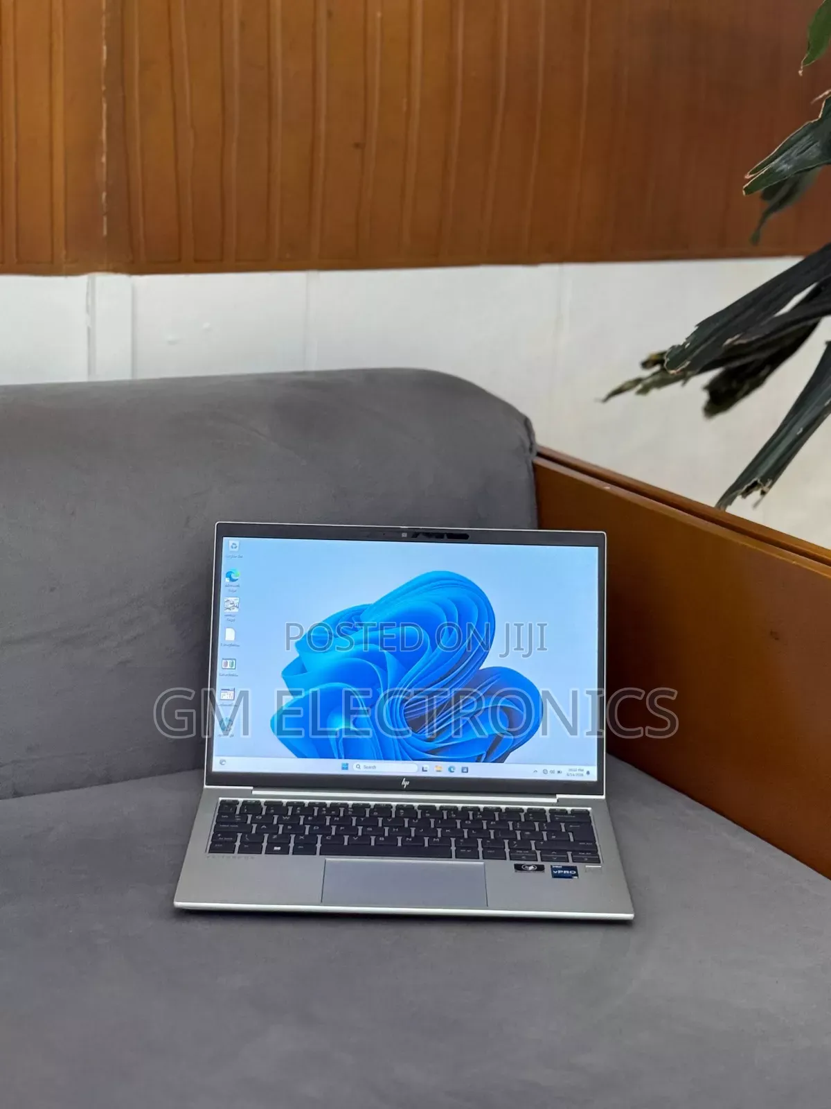 New Laptop HP EliteBook 830 G9 16GB Intel Core i5 SSD 512GB