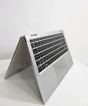 New Laptop HP EliteBook 1040 G8 16GB Intel Core i7 SSD 512GB