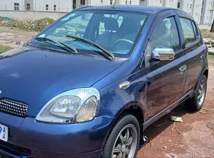Toyota Vitz 2010 Blue