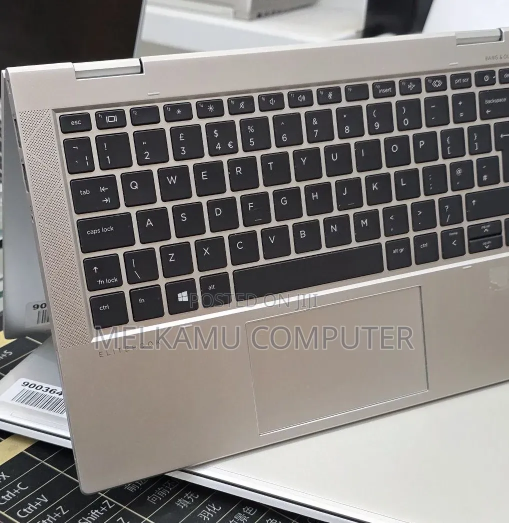 New Laptop HP EliteBook 830 G8 16GB Intel Core i5 SSD 512GB
