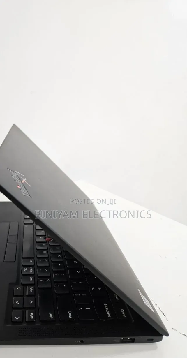 New Laptop Lenovo ThinkPad P14s 16GB Intel Core i7 SSD 512GB