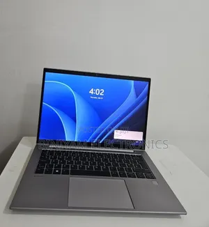 New Laptop HP ZBook Firefly 14 G10 16GB Intel Core i7 SSD 512GB