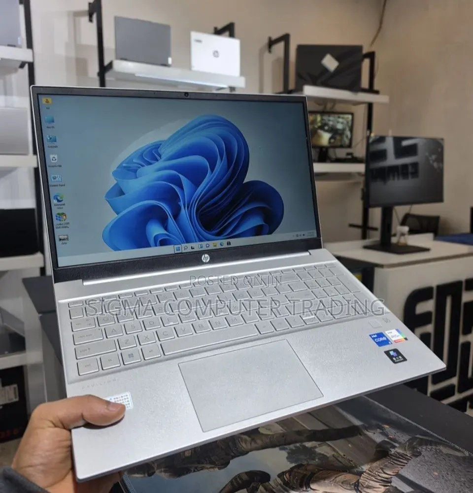 New Laptop HP Pavilion 15 16GB Intel Core i5 SSD 512GB
