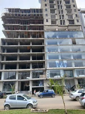 ሱቆችን በተለያዪ የካሬ አማራጭ እየሸጥን እንገኛለን