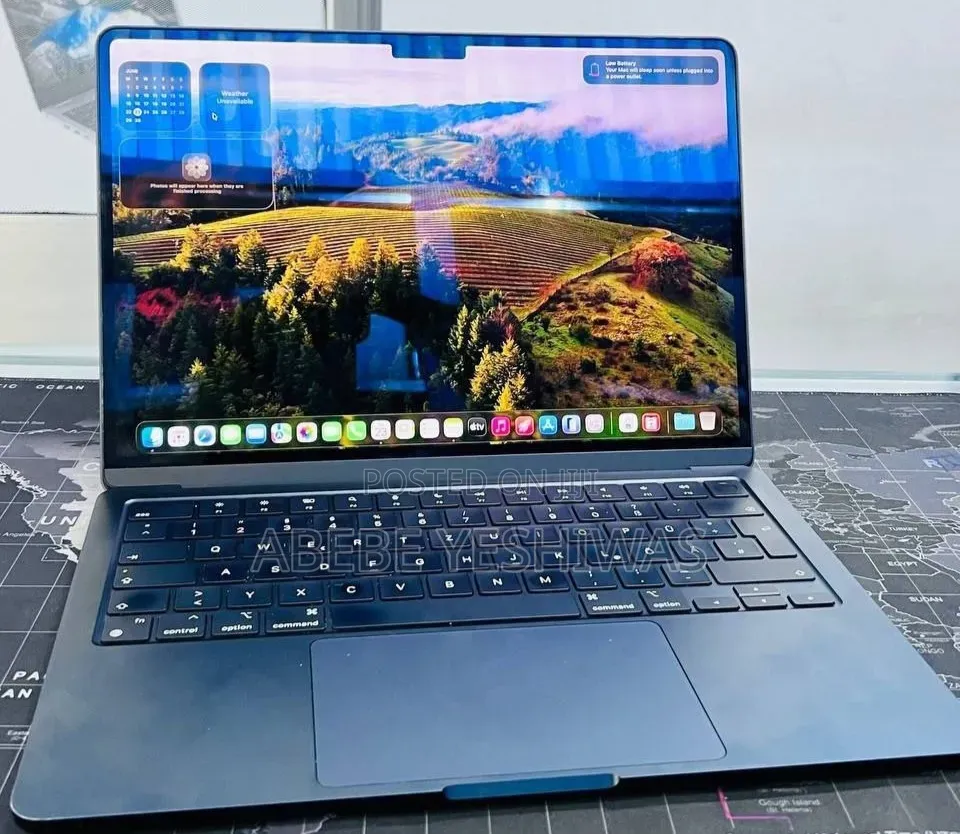 New Laptop Apple MacBook Air 2022 M2 16GB Apple M2 SSD 512GB