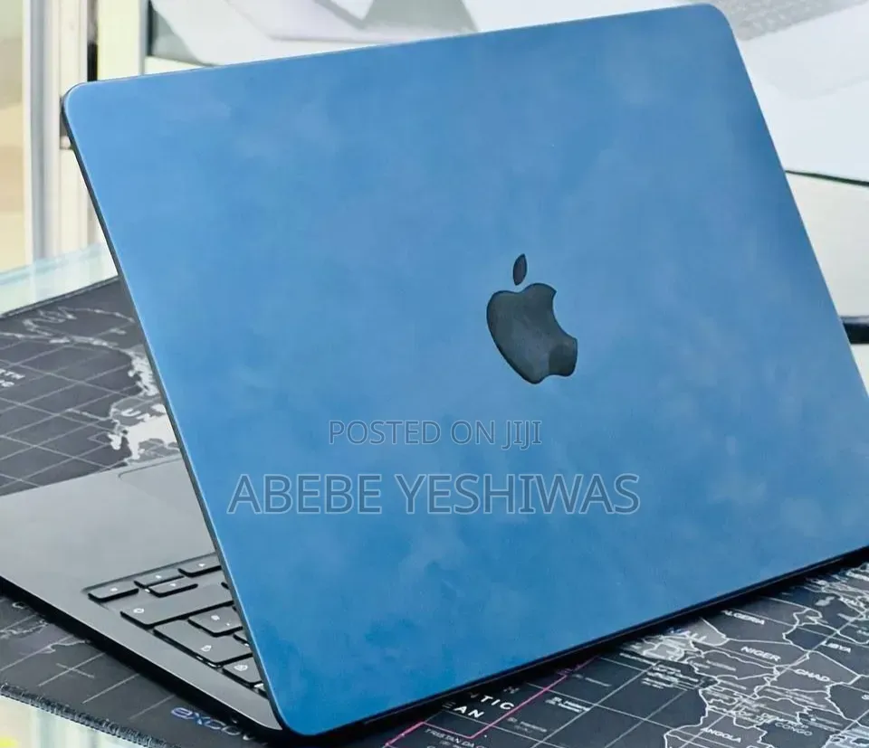 New Laptop Apple MacBook Air 2022 M2 16GB Apple M2 SSD 512GB