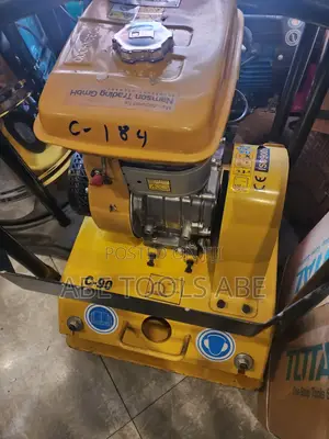 Vibratory Plate Compactor