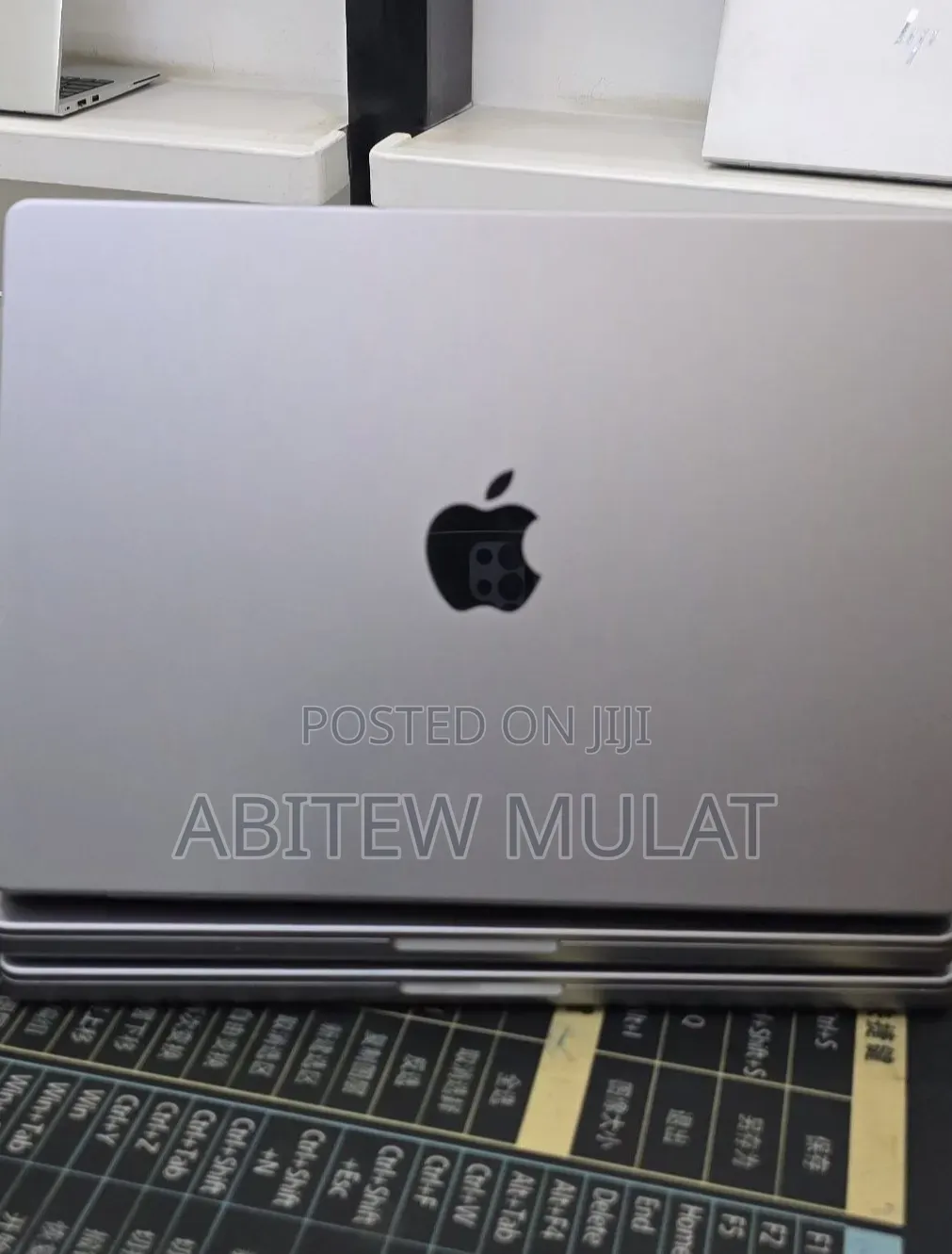 New Laptop Apple MacBook Pro 2021 M1 32GB Apple M1 Pro SSD 512GB