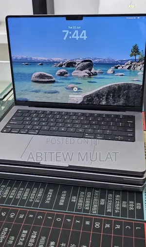 New Laptop Apple MacBook Pro 2021 M1 32GB Apple M1 Pro SSD 512GB