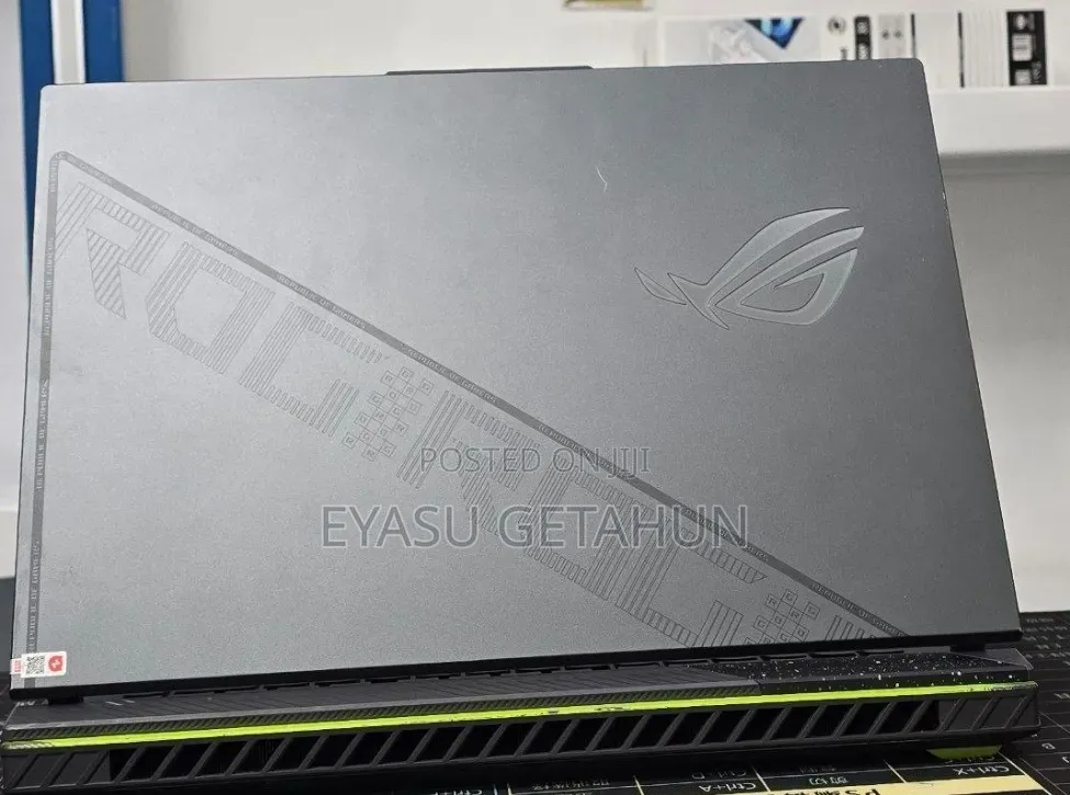 New Laptop Asus ROG Strix G15 16GB Intel Core i9 SSD 1T