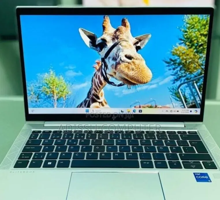 New Laptop HP EliteBook 830 G8 16GB Intel Core i5 SSD 512GB