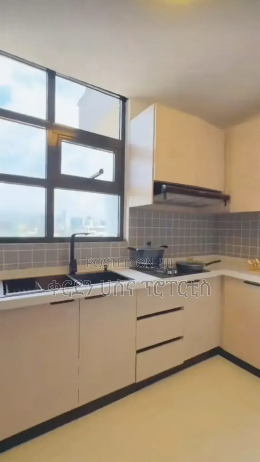 Furnished 3bdrm Apartment in ቀርደን ሀሰና ፕሮፐርቲስ, Lideta for sale