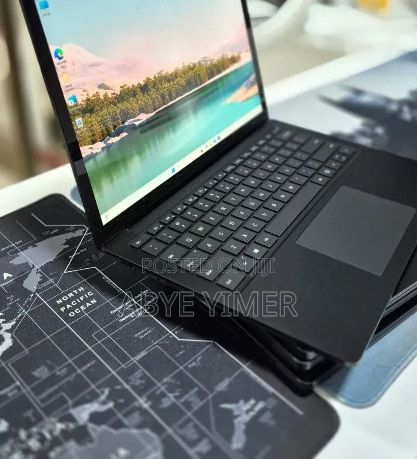 New Laptop Microsoft Surface Laptop 4 16GB Intel Core i5 SSD 256GB