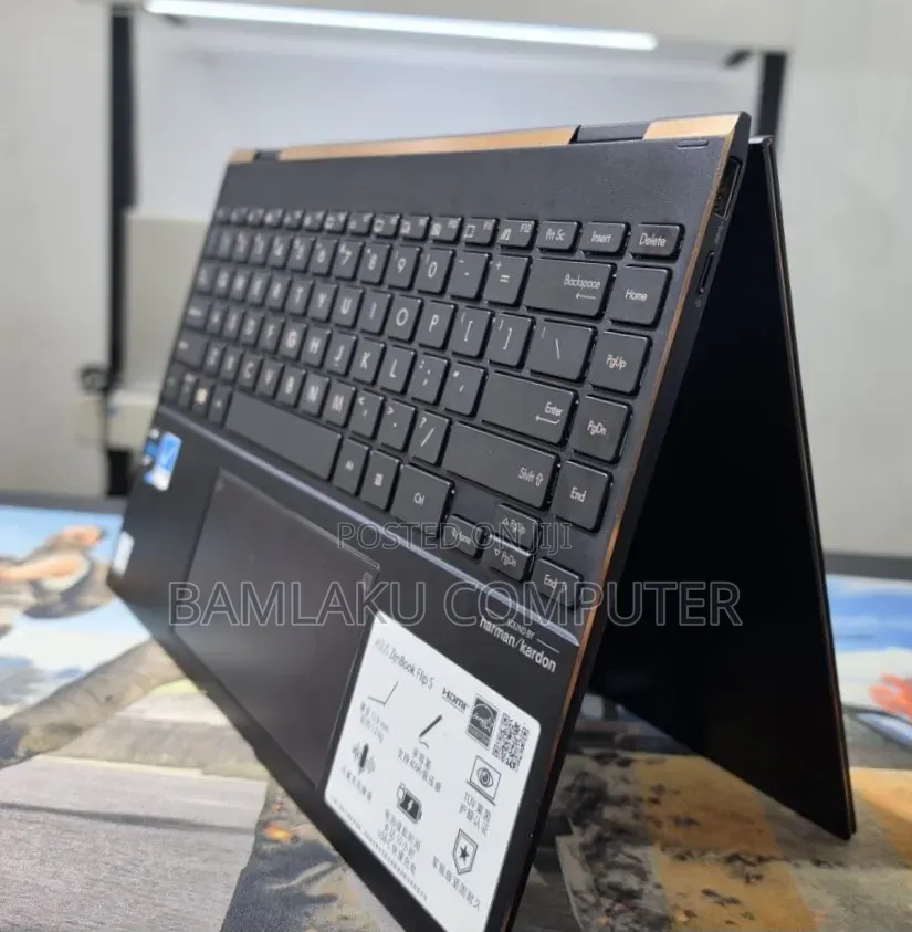New Laptop Asus Zenbook Flip 13 UX363 16GB Intel Core i7 SSD 512GB