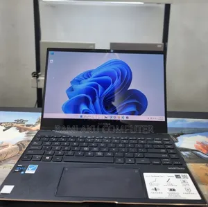 New Laptop Asus Zenbook Flip 13 UX363 16GB Intel Core i7 SSD 512GB