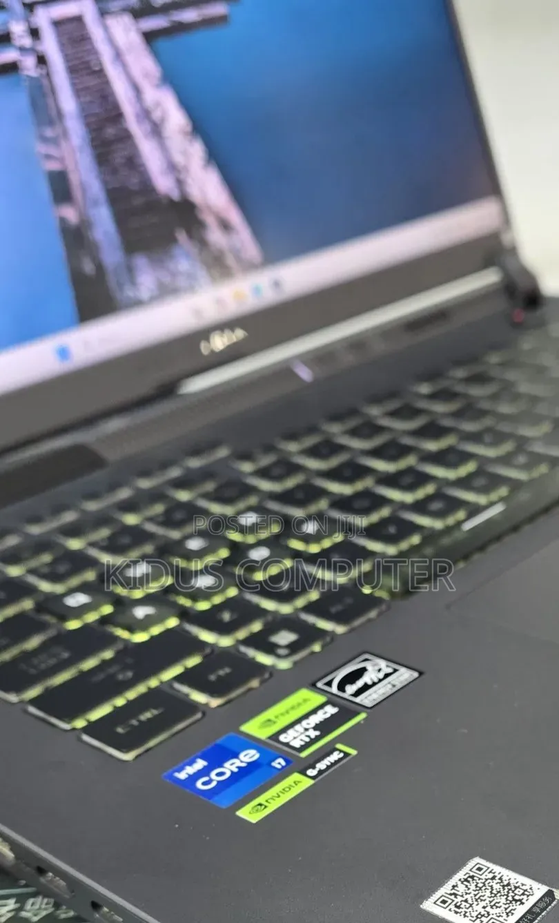 New Laptop Asus ROG Strix G16 G614 16GB Intel Core i7 SSD 1T