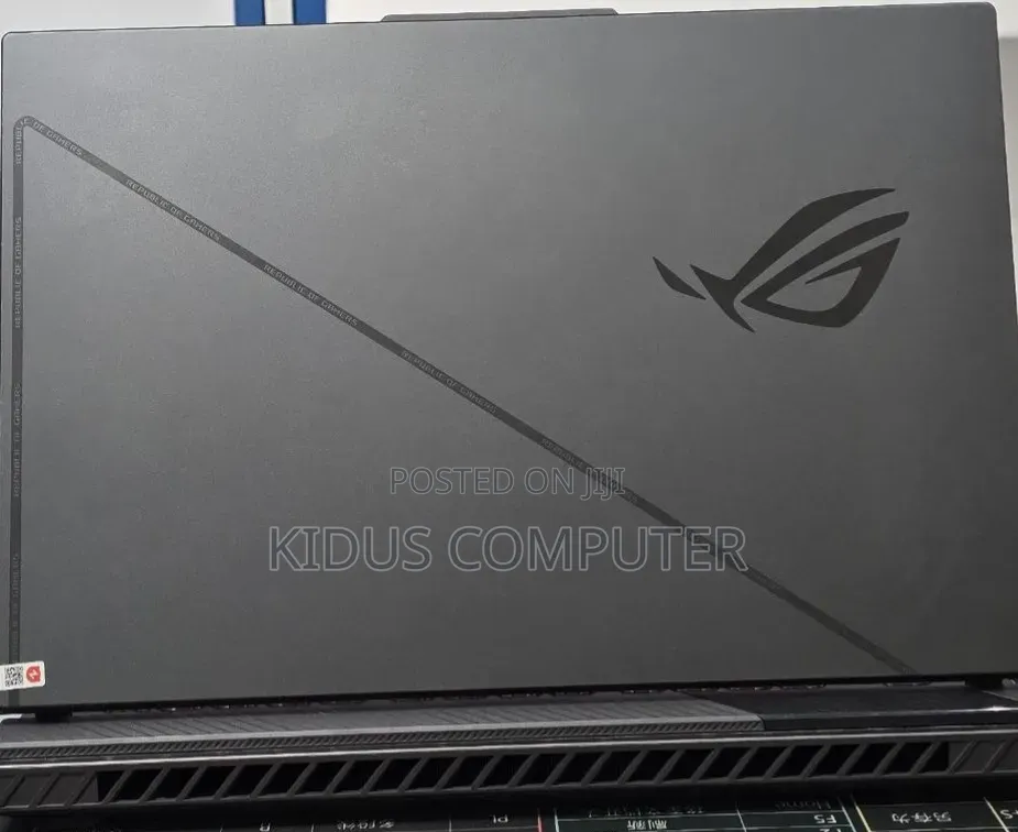 New Laptop Asus ROG Strix G16 G614 16GB Intel Core i7 SSD 1T