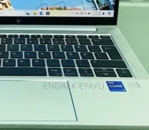 New Laptop HP EliteBook 830 G8 16GB Intel Core i5 SSD 512GB