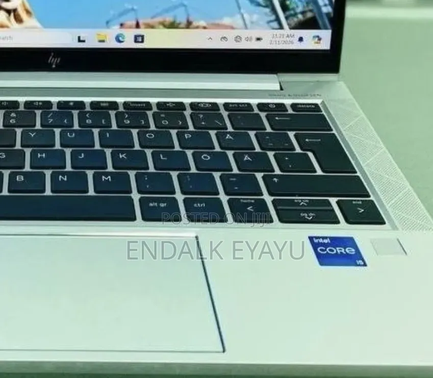 New Laptop HP EliteBook 830 G8 16GB Intel Core i5 SSD 512GB