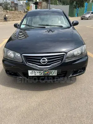 Nissan Sunny 2010 Black