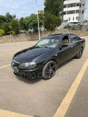Nissan Sunny 2010 Black